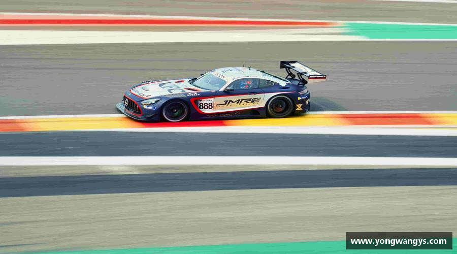 bevictor伟德国际1946官网运动不止，装备先行！👟🔧 体育周边，细节决定胜负！